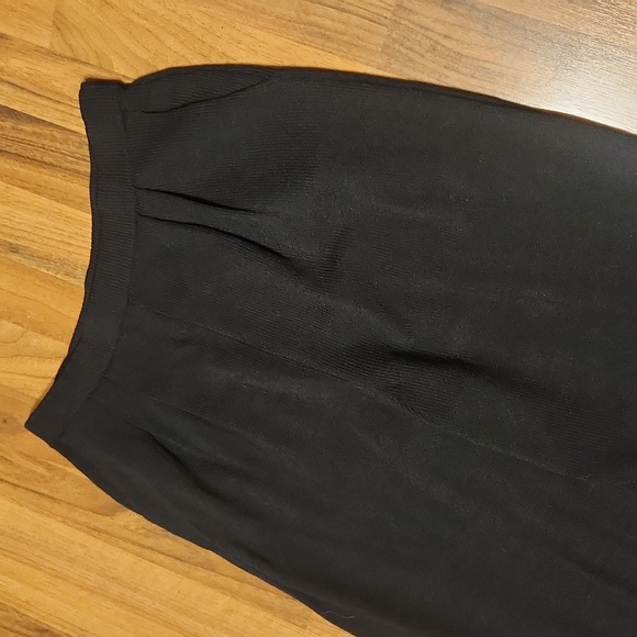 St. John Basics Black Santana Knit Pleated Front Pull-on Pants Size 8 - Picture 6 of 16